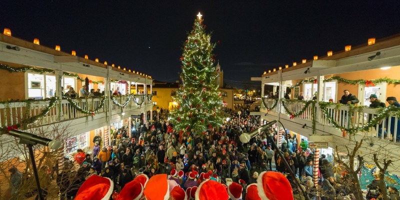Old Town Holiday Stroll with Christmas tree lit 